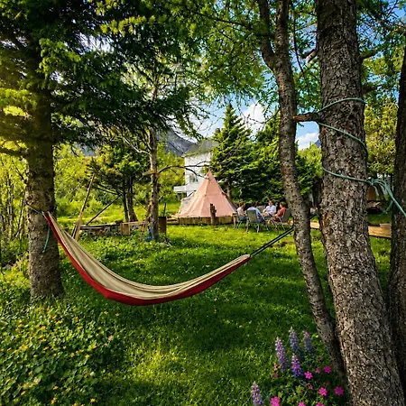 Cozy Tipi - The Lowfo House Lofoten *
